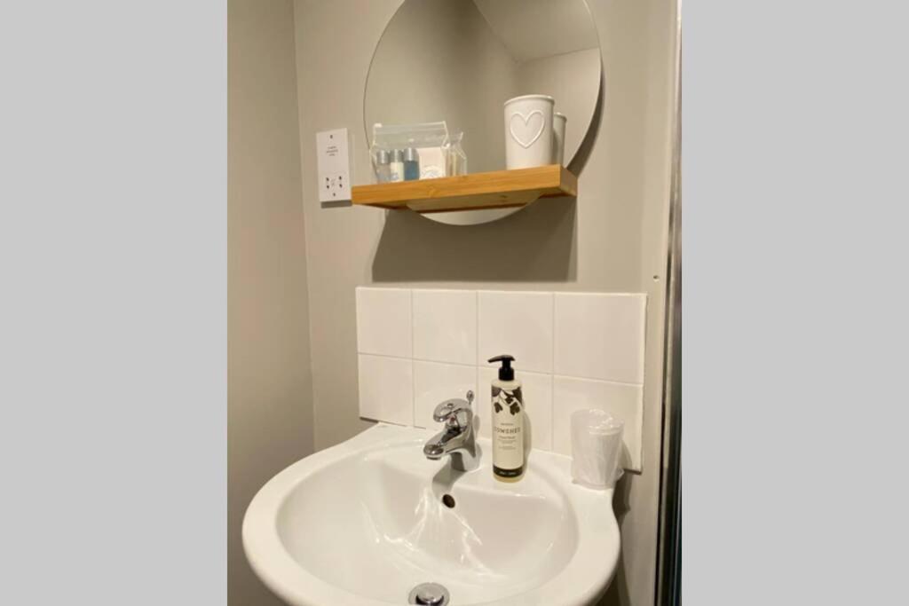 Peter Pan Apartment In The Heart Of Inverness Dalneigh Экстерьер фото